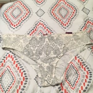 Cacique Cheeky Panties, 26/28 NWT